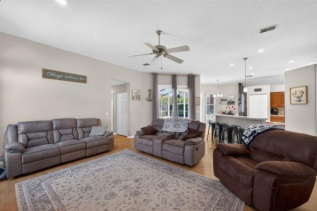 8539 CORAL CREEK LOOP, Hudson, FL 34667