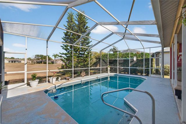 8539 CORAL CREEK LOOP, Hudson, FL 34667