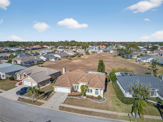 8539 CORAL CREEK LOOP, Hudson, FL 34667