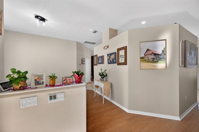 8539 CORAL CREEK LOOP, Hudson, FL 34667