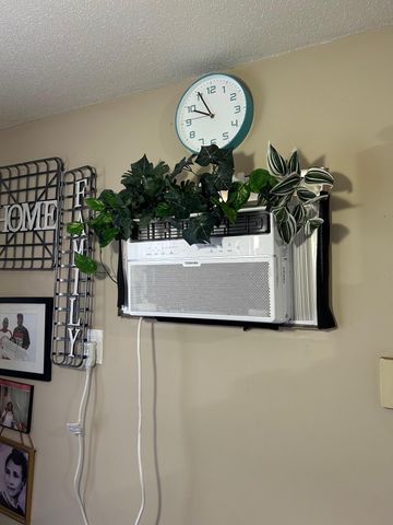 2708 Xylon Avenue N, New Hope, MN 55427