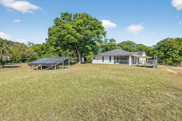 17619 103rd Terrace N, Jupiter, FL 33478