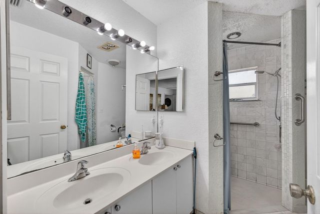 17619 103rd Terrace N, Jupiter, FL 33478