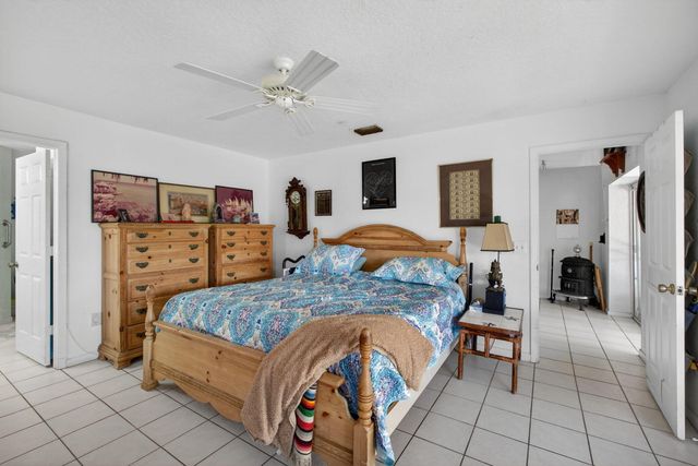 17619 103rd Terrace N, Jupiter, FL 33478