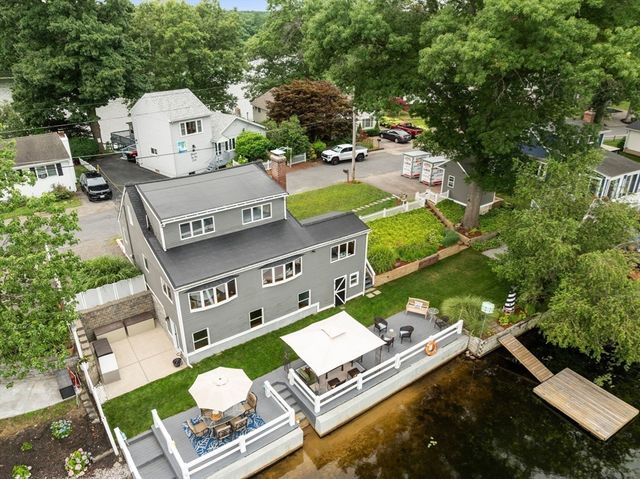 32 Treasure Island Rd, Plainville, MA 02762