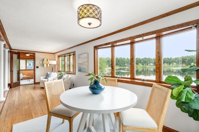 32 Treasure Island Rd, Plainville, MA 02762