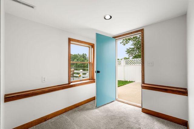 32 Treasure Island Rd, Plainville, MA 02762