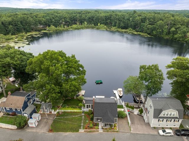 32 Treasure Island Rd, Plainville, MA 02762