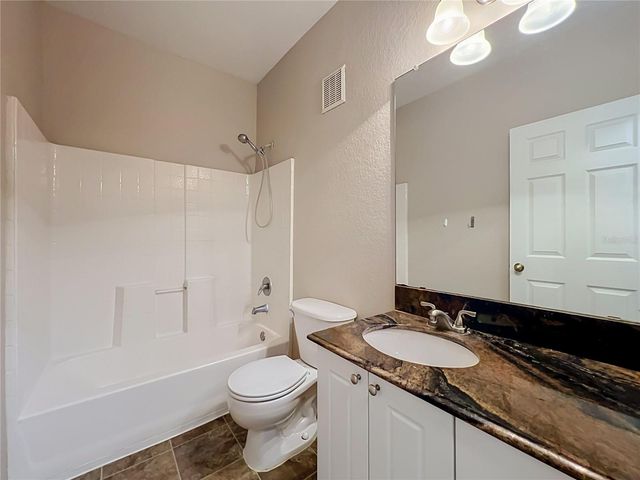 843 GRAND REGENCY POINT 203, Altamonte Springs, FL 32714