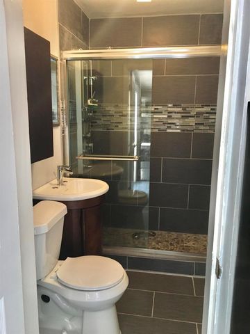 250 NE 13th Street, Delray Beach, FL 33444