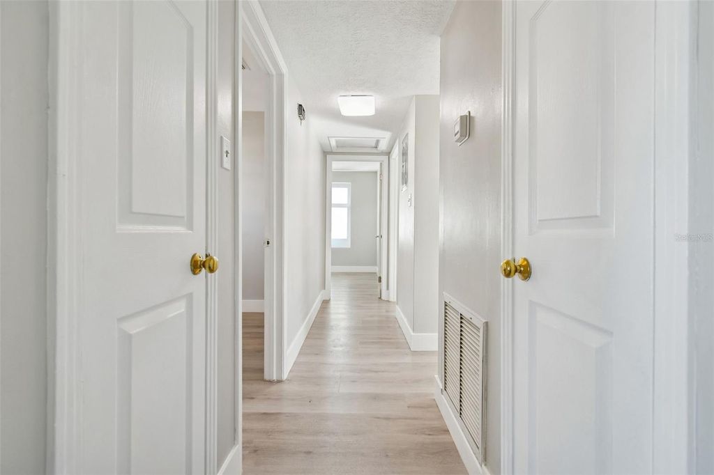 Image 23 of property listing at 3316 W LOUISIANA AVENUE, Tampa, FL 33614