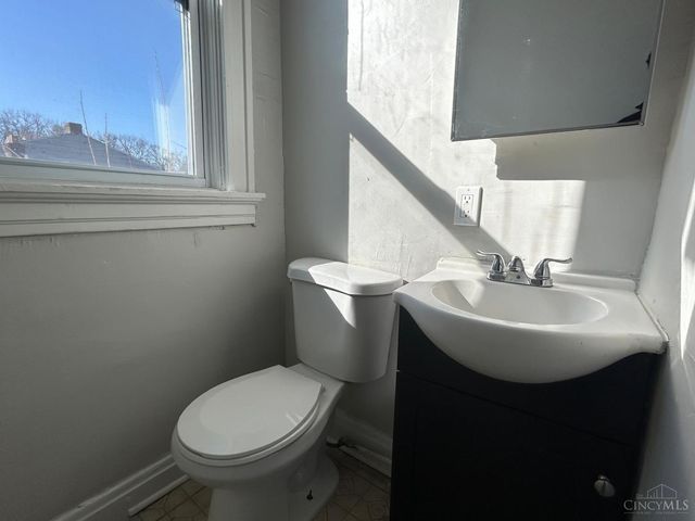 3337 Glenway Avenue, Cincinnati, OH 45205