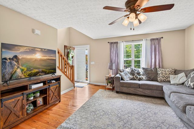 1134 Viewpointe Drive, Columbus, OH 43207