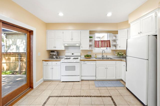 3504 Garfield Avenue, Minneapolis, MN 55408