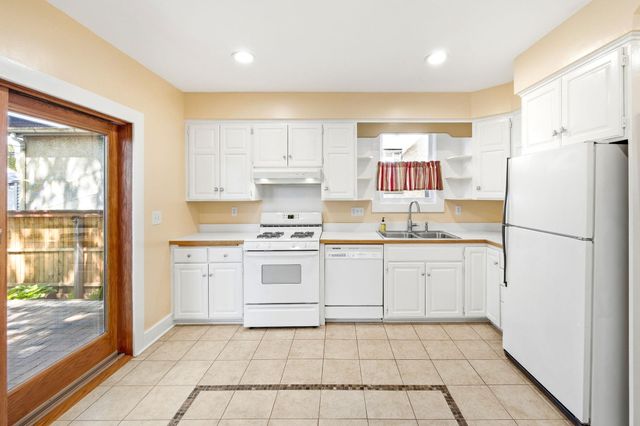 3504 Garfield Avenue, Minneapolis, MN 55408