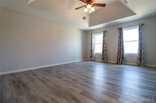 7202 Tournament Drive, St Louis, MO 63129