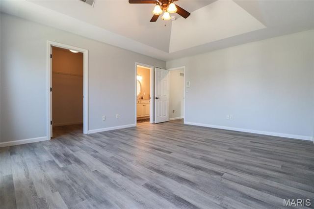 7202 Tournament Drive, St Louis, MO 63129