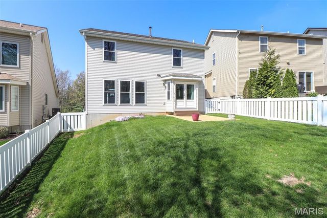 7202 Tournament Drive, St Louis, MO 63129