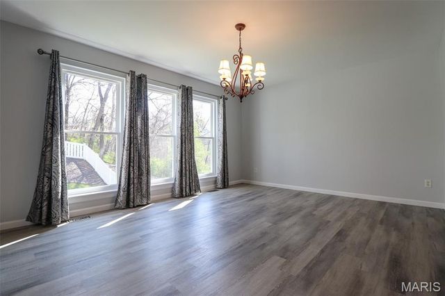 7202 Tournament Drive, St Louis, MO 63129