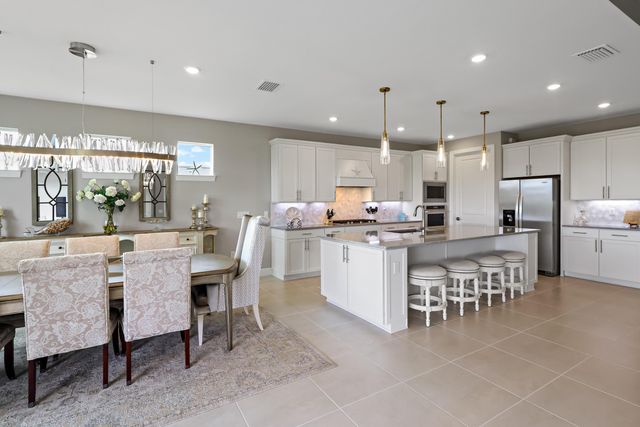 1288 Haven Circle, Vero Beach, FL 32960