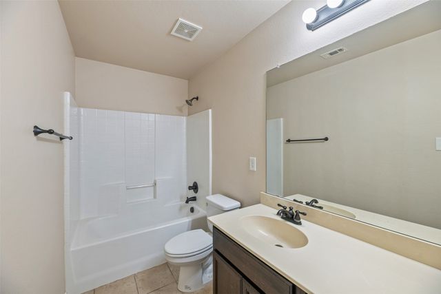 341 Orbit Drive, Lavon, TX 75166