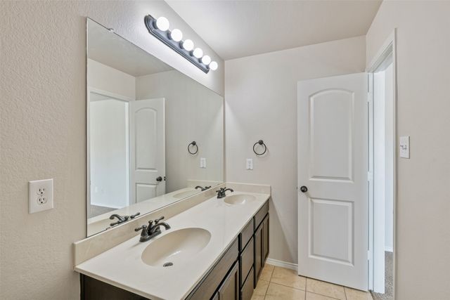 341 Orbit Drive, Lavon, TX 75166