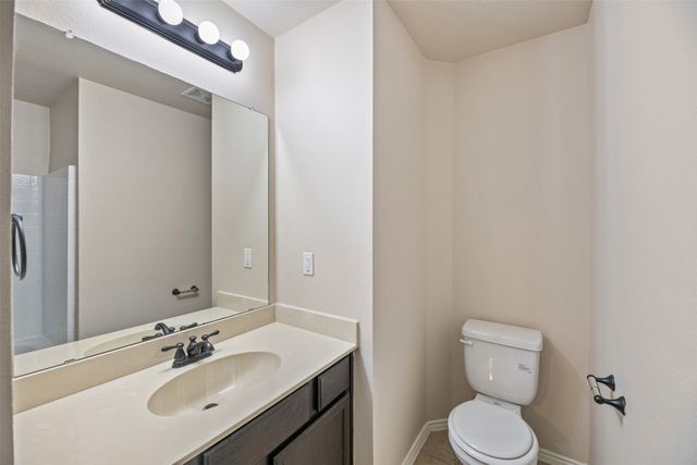 341 Orbit Drive, Lavon, TX 75166
