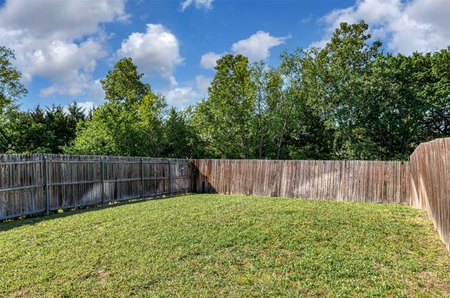 341 Orbit Drive, Lavon, TX 75166