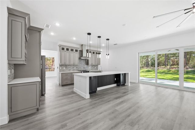 1349 CR 243 A, Wildwood, FL 34785