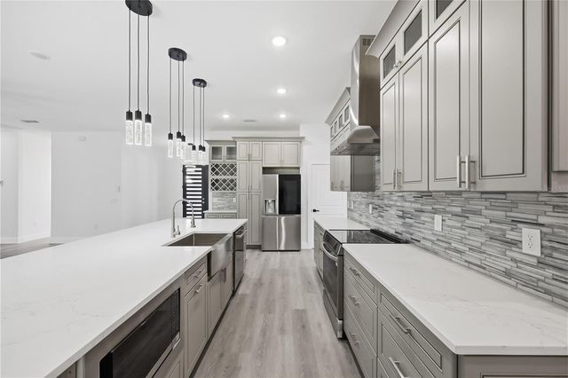 1349 CR 243 A, Wildwood, FL 34785