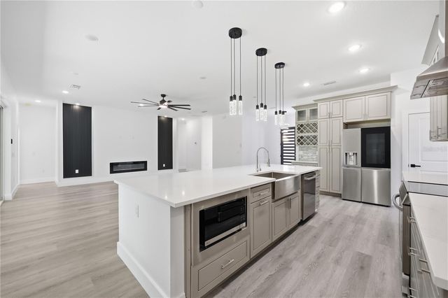 1349 CR 243 A, Wildwood, FL 34785