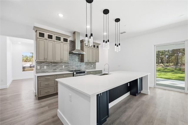 1349 CR 243 A, Wildwood, FL 34785