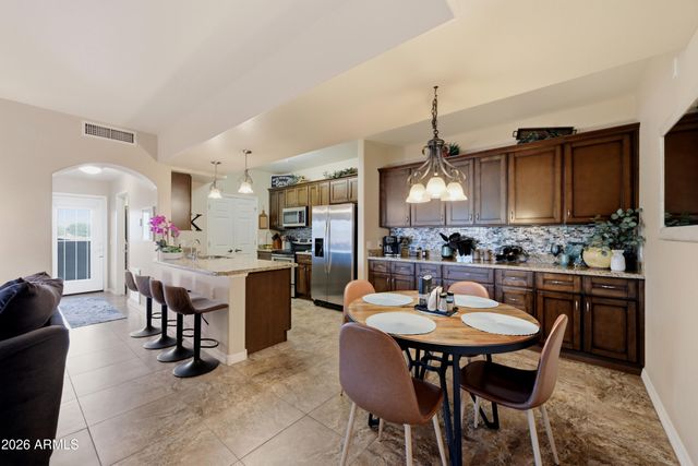 10136 E SOUTHERN Avenue 2090, Mesa, AZ 85209