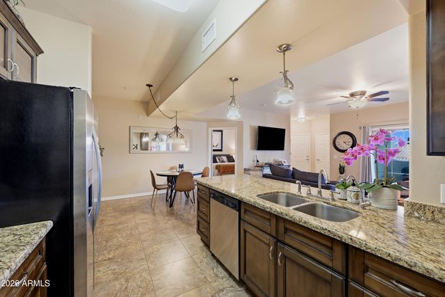 10136 E SOUTHERN Avenue 2090, Mesa, AZ 85209