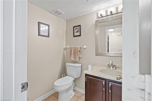 1402 Coventry Woods Court, Greensboro, NC 27405