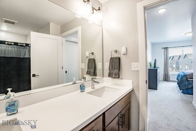 2440 Tschache Lane 302, Bozeman, MT 59718