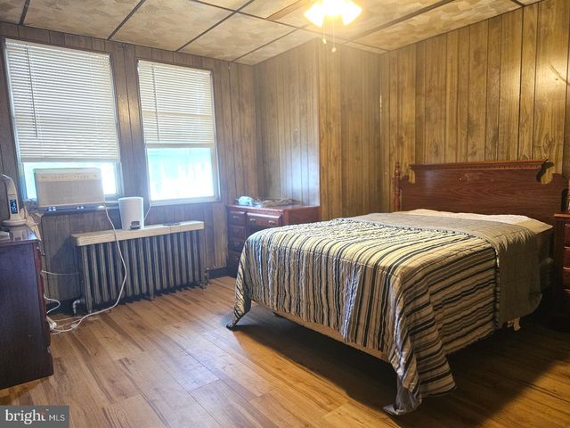 2046 S BUCKNELL ST, Philadelphia, PA 19145