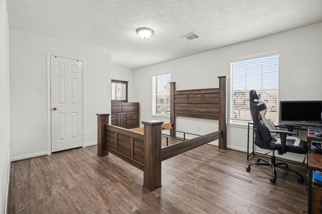 310 Banter Trails Drive, Houston, TX 77049