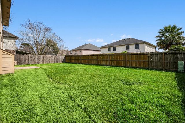 310 Banter Trails Drive, Houston, TX 77049