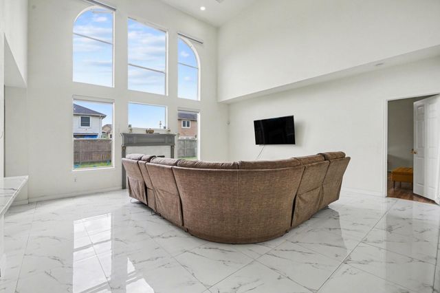 310 Banter Trails Drive, Houston, TX 77049