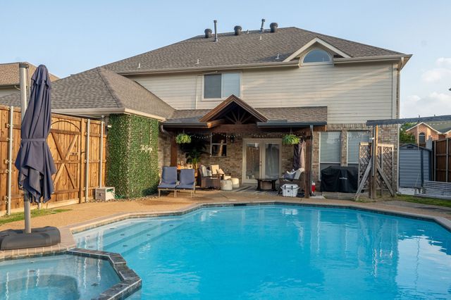 8409 Luna Drive, Rowlett, TX 75088