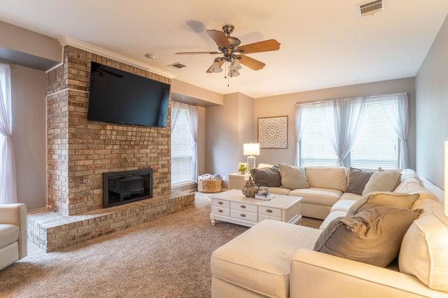8409 Luna Drive, Rowlett, TX 75088