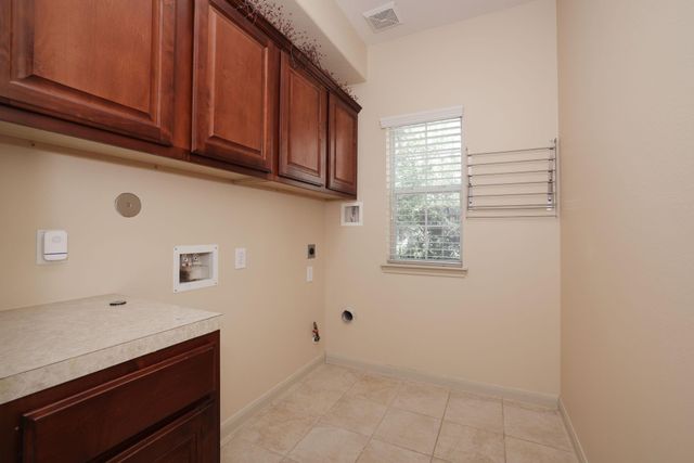 12210 Hallowed Oaks, Magnolia, TX 77354