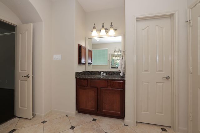 12210 Hallowed Oaks, Magnolia, TX 77354