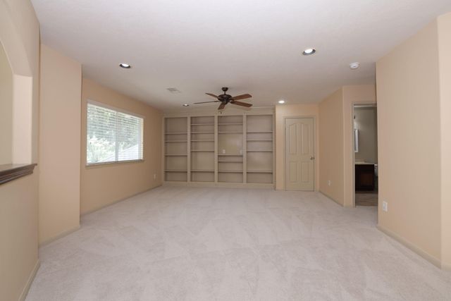 12210 Hallowed Oaks, Magnolia, TX 77354