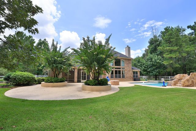 12210 Hallowed Oaks, Magnolia, TX 77354
