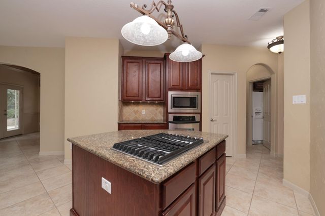 12210 Hallowed Oaks, Magnolia, TX 77354