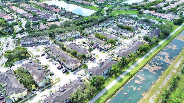 2610 NE 3rd Dr 203, Homestead, FL 33033