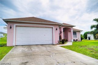5325 Beauty ST, Lehigh Acres, FL 33971