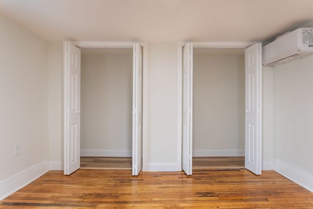 21 Starr Ln, Boston, MA 02130